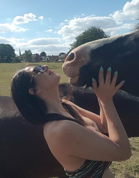 naughtyrebecca1 model nudes archive