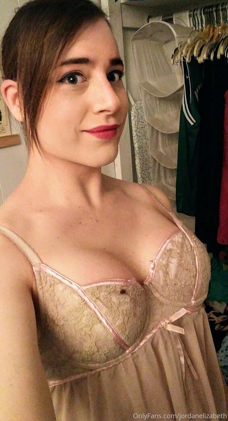 jordanelizabeth model xxx pictures