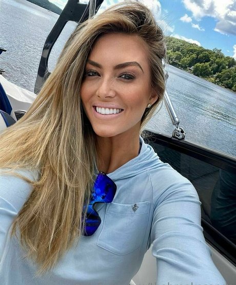 thebrookesands star hot images