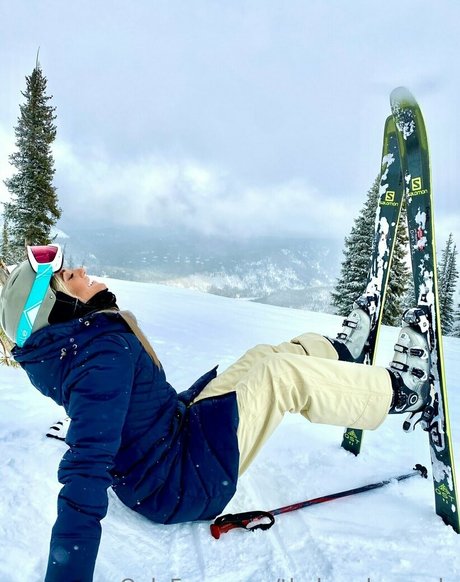 mirror selfie onlyfans free sex galleries