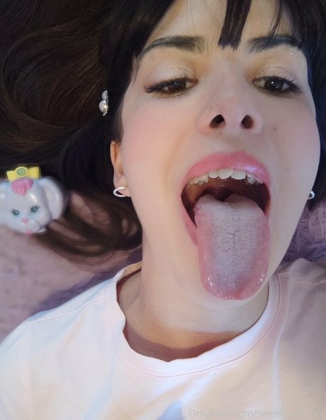 lenidoll erotic actress pic