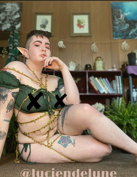 blonde babe onlyfans hot nude archive