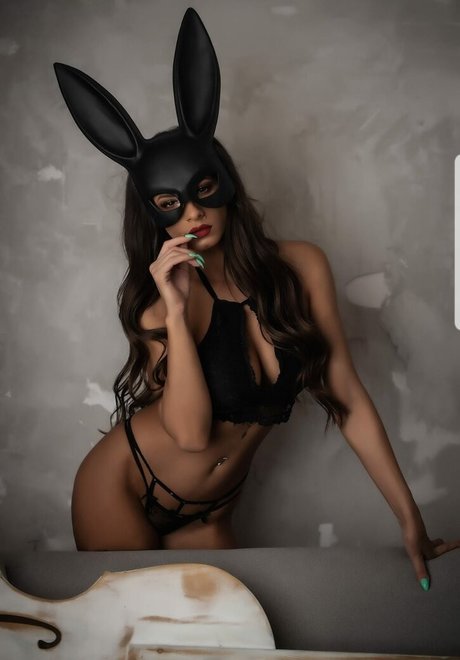 AndreeaNicoletaDinu nude actress photos