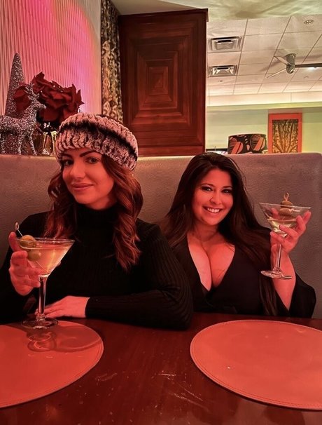 Vanessa Romero pornstar high quality photos