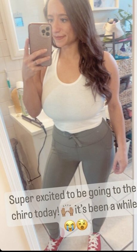 Sarah H model nude pictures