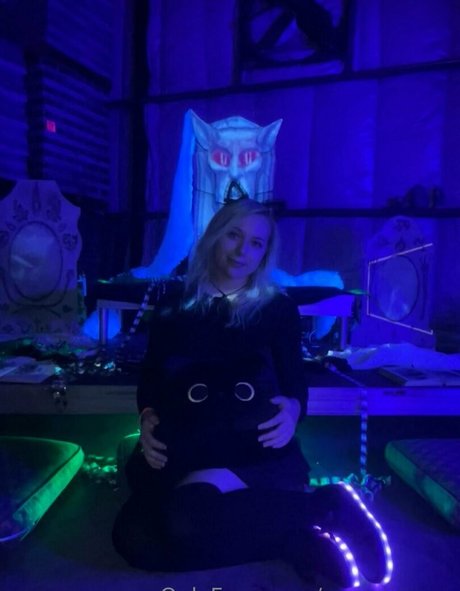 carmennem Profile Photo