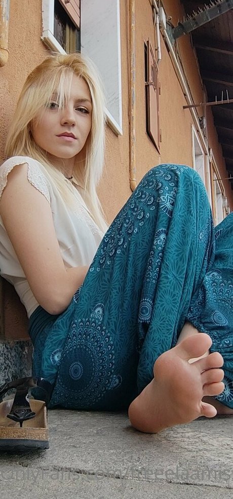 freeelaamiss23 pornstar sexy galleries