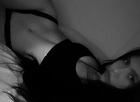 __tsunamy best model pic