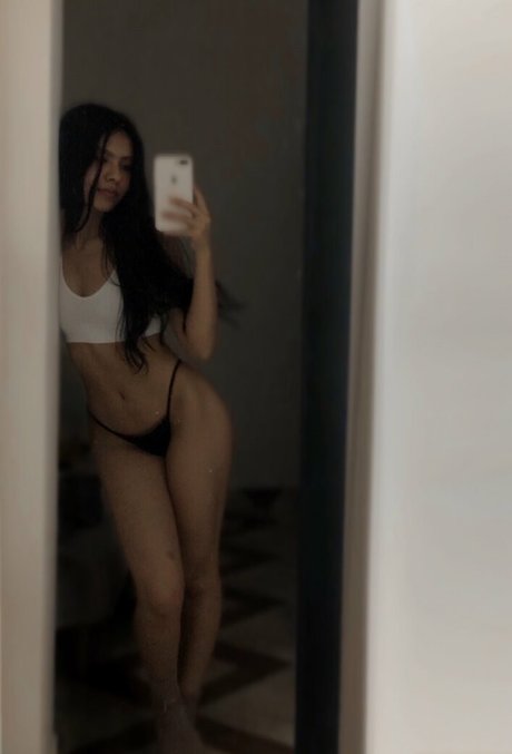 __tsunamy star hot picture