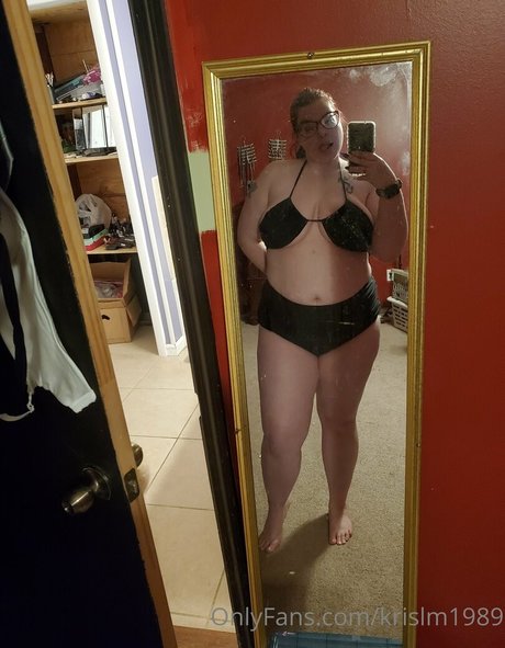 krislm1989 model erotic photos