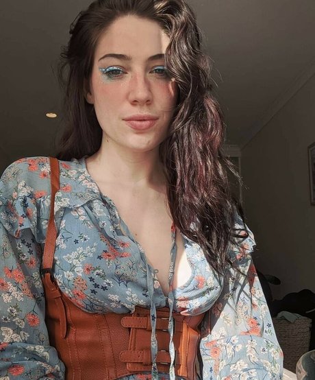 Knightsinclair star nudes pictures