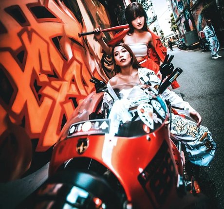 Avrillee999k sexy model picture