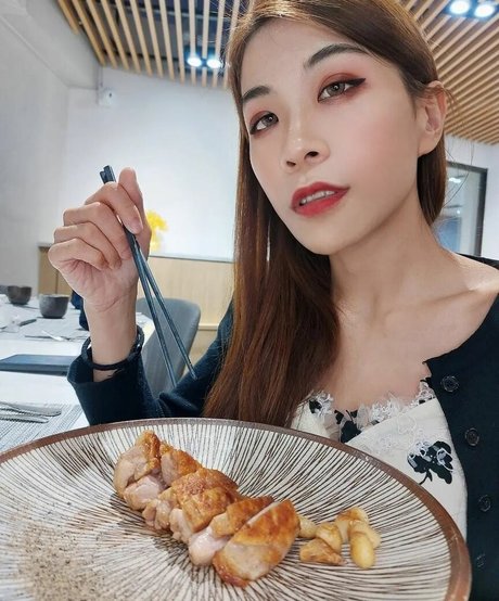 Avrillee999k nude star galleries