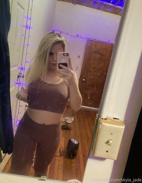skyla jade model nudes photos