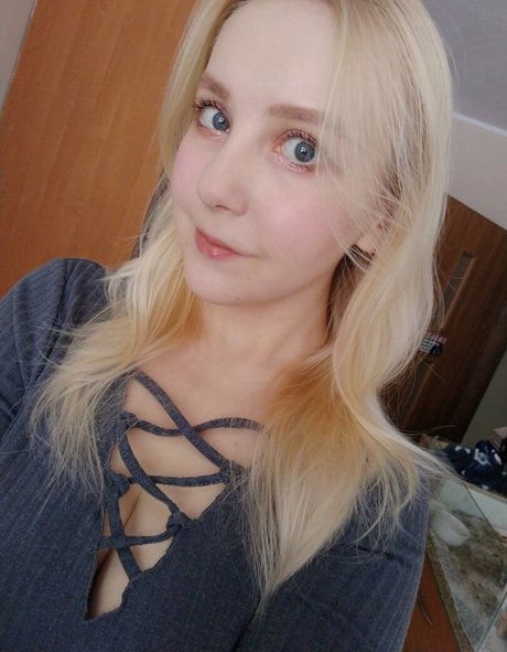 aestheticusernameuwu pornstar art photo