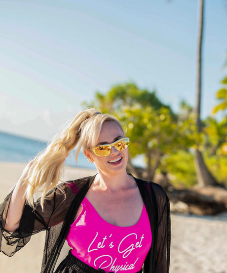 Rebel Wilson star free gallery