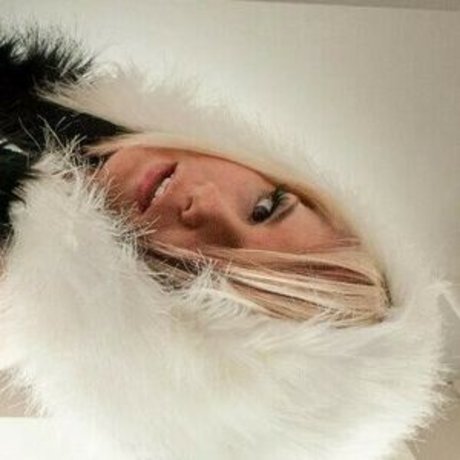 Amanda F erotic pornstar galleries