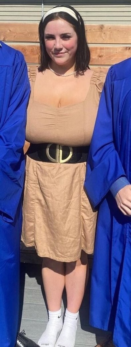 Kenzie A hd actress pics