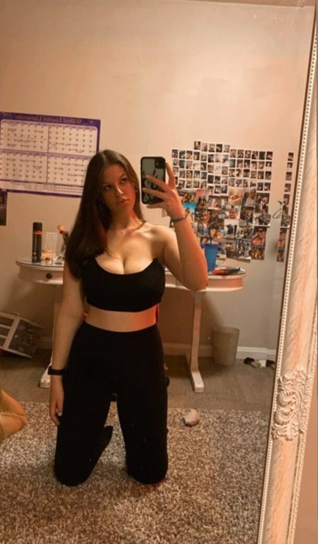 Alana Z top actress galleries