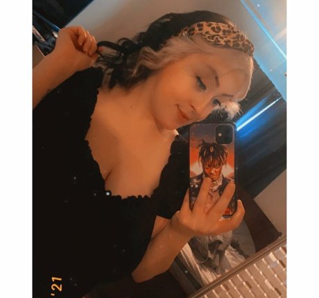 Destinee C perfect actress photo