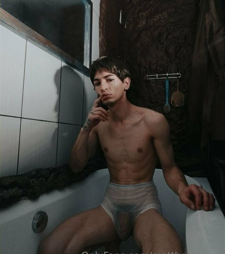 matthewteddy top model img