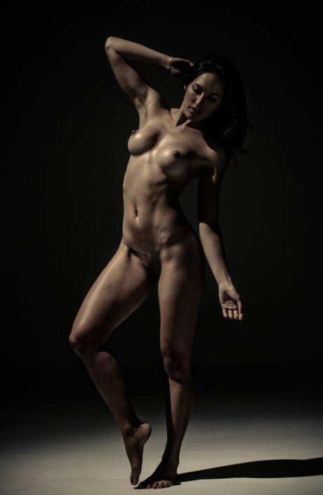 Melissa Mai nude pornstar pic