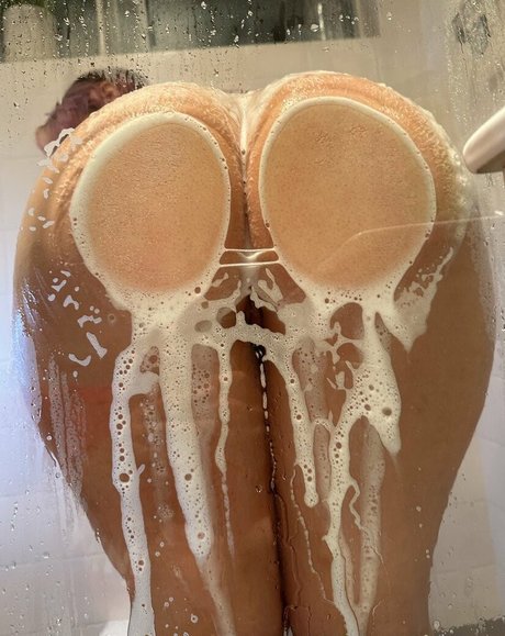 OpheliaPeachh star hot picture