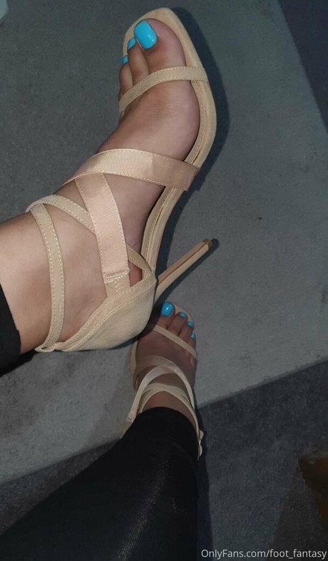 foot fantasy hot actress photos