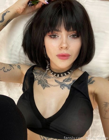 itsyouremily model free image