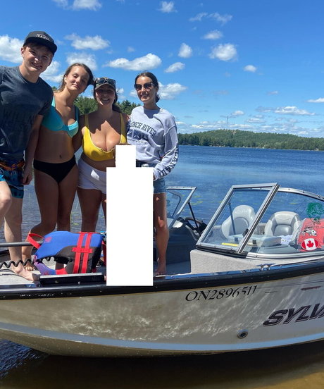 Lexi Thomas model hd pics