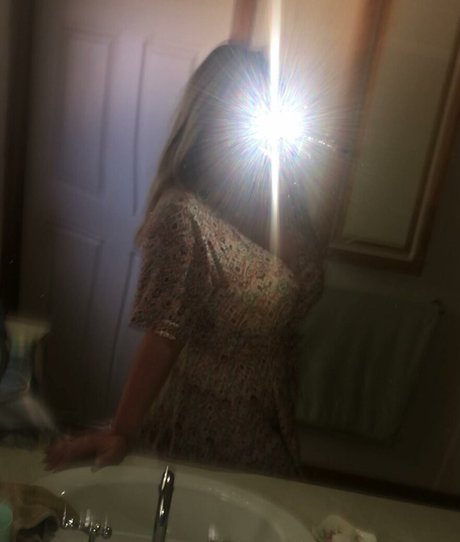 Emily J pornstar naked picture