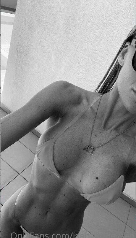 Isabel Ditlevsen star nude picture