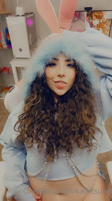 kaikitsune nudes model img