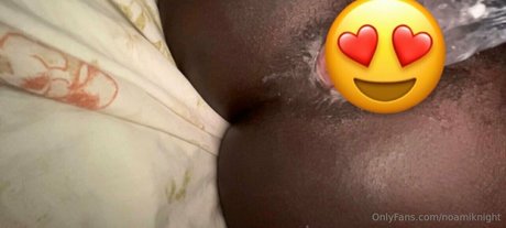 noamiknight model porn photos