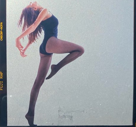 Sarah Champion hd model pics