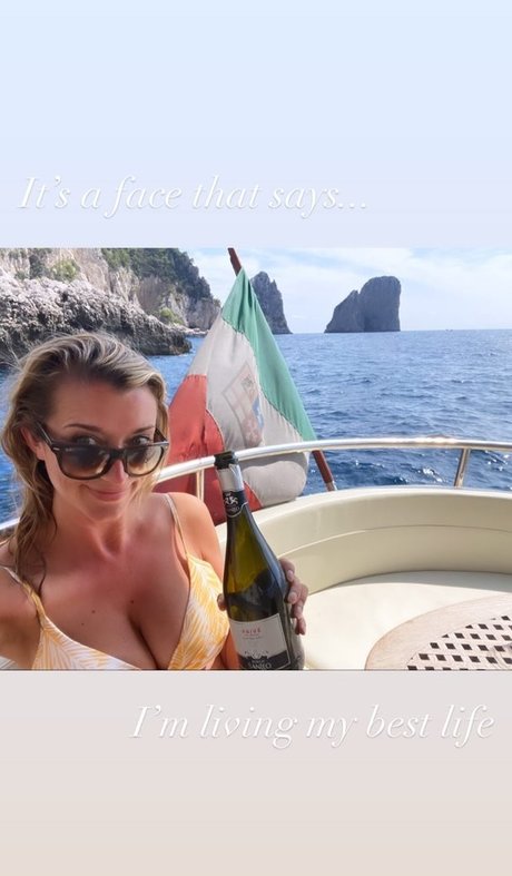 Sarah Champion pornographic star picture