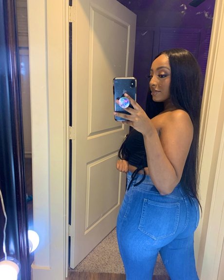 missusblu xxx pornstar img