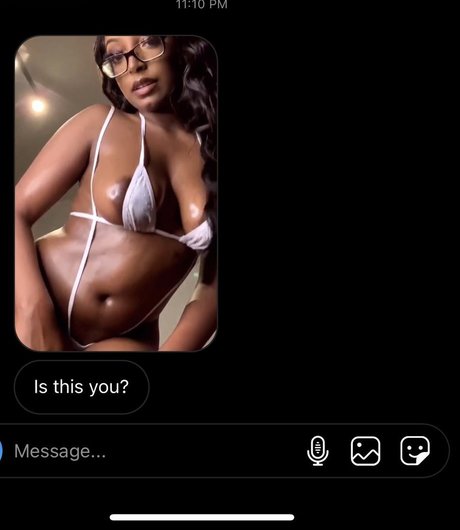 missusblu sexy model pictures