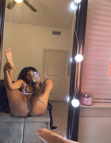 missusblu star nude pics