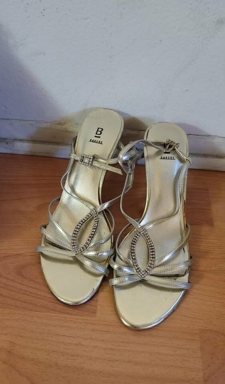 elizabethtran top model pics