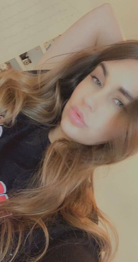 scout sexy actress photos