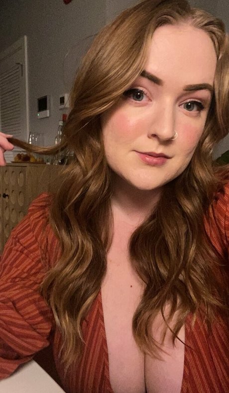 sexy brunette onlyfans beautiful archive