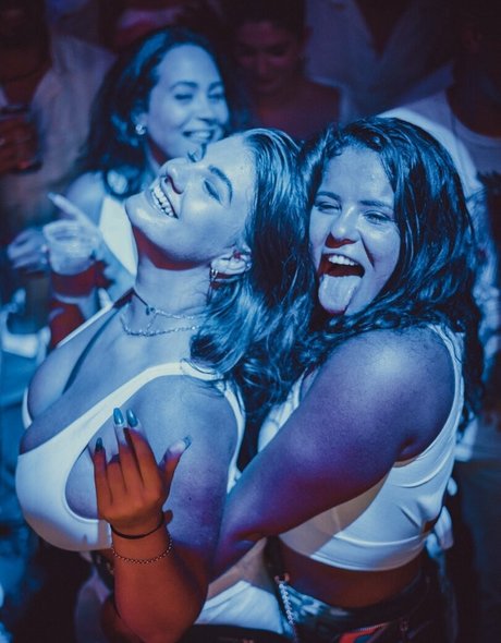 Tiana Hawkins top pornstar galleries