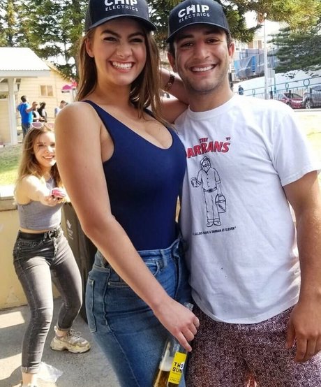 Tiana Hawkins star erotic images