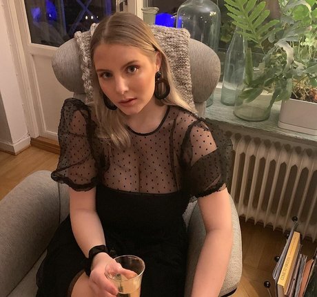 Stina model high quality photos