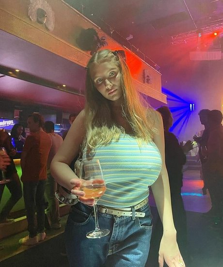 Stina pornstar hd galleries