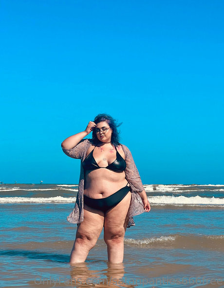 asian cheerleader onlyfans porno pictures