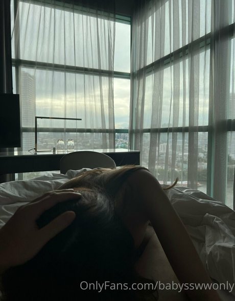 babysswwonly hot star pictures