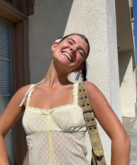 shemale outdoor onlyfans beautiful xxx pics