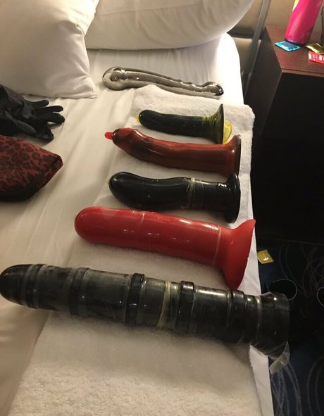 SouzanHalabi best star pics